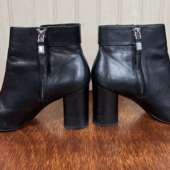 Zara Woman Black Chunk Heel Booties - Picture 4 of 10